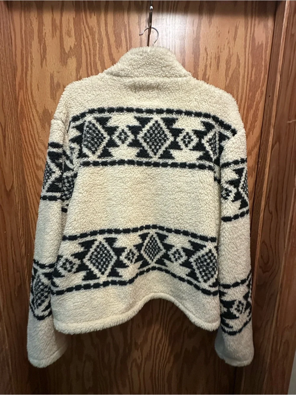 NWT Lucky Brand Cream and Black Aztec Sherpa Zip Jacket - Picture 4 of 12